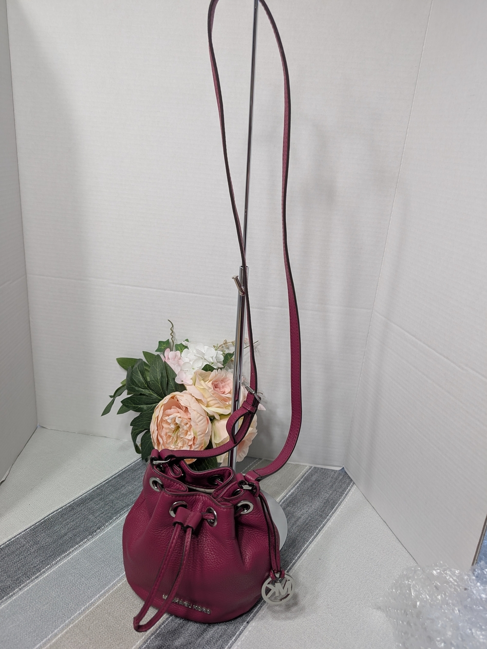 Michael Kors Jules Pebbled Leather Mini Drawstring Bucket Bag - Picture 8 of 11